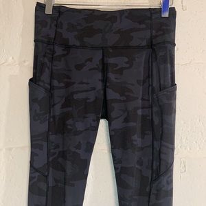 Lululemon Fast & Free Nulux Leggings 25” Incognito Camo, Soul Cycle Edition Sz 8